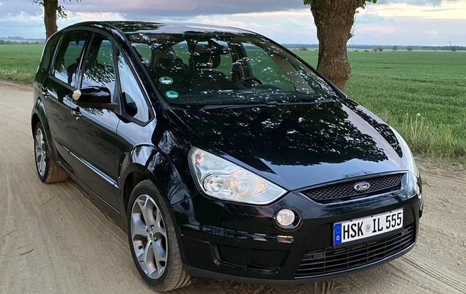 Ford S-Max cena 18900 przebieg: 291000, rok produkcji 2008 z Czarne małe 137